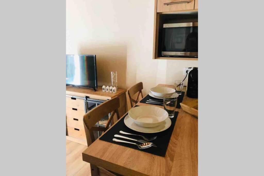 Puigcerda Centro. Acogedor Apartament En El Pueblo Exteriör bild